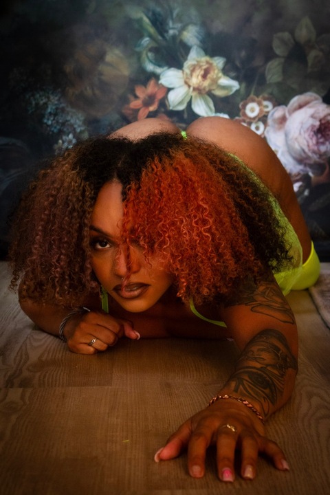Dee cover image