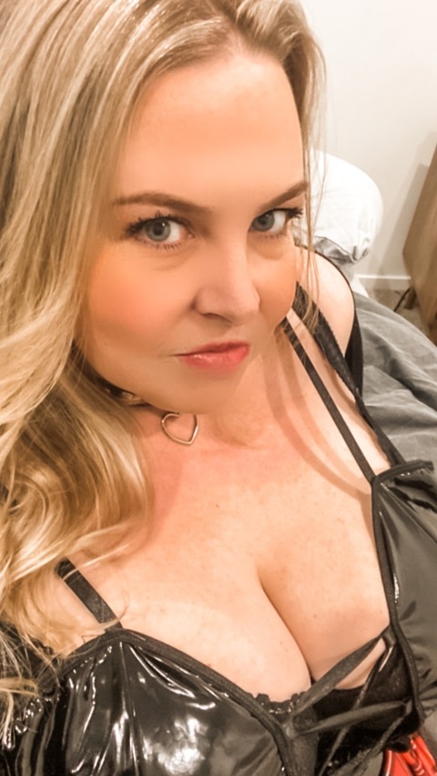BlondeJJ cover image