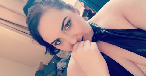 NAUGHTY-ROBYN cover image