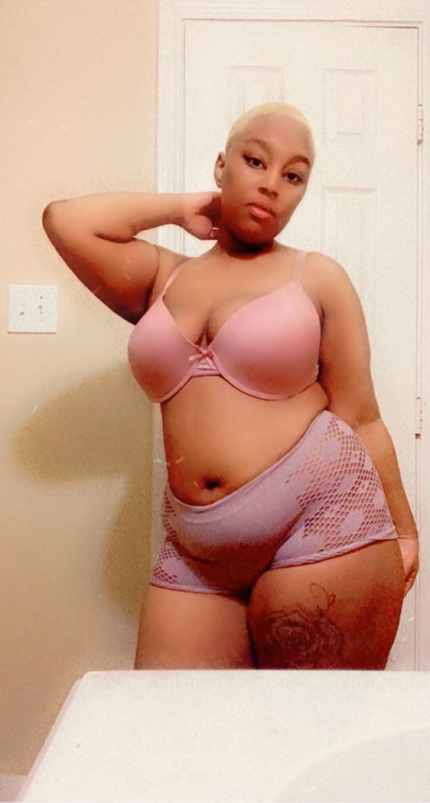DatGirlDasha cover image