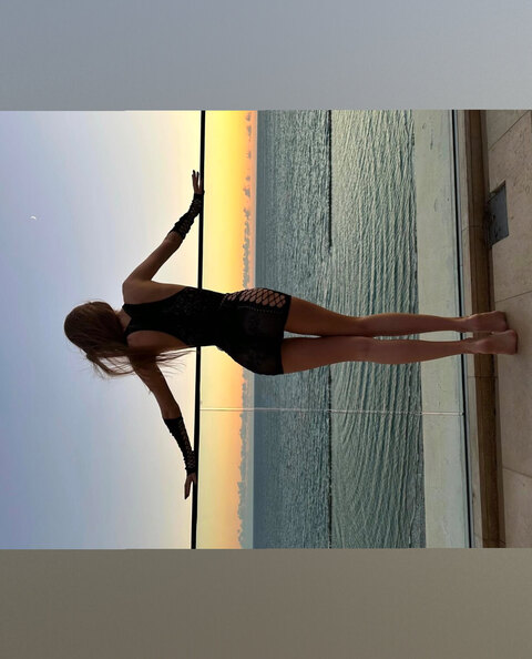 amelia🫧 cover image