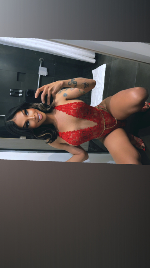 BellaBeauty Hung cover image