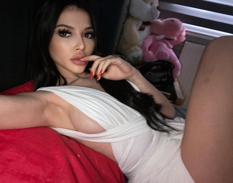 Ceren Sahin cover image