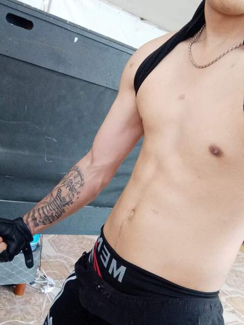 Manuel Vázquez cover image