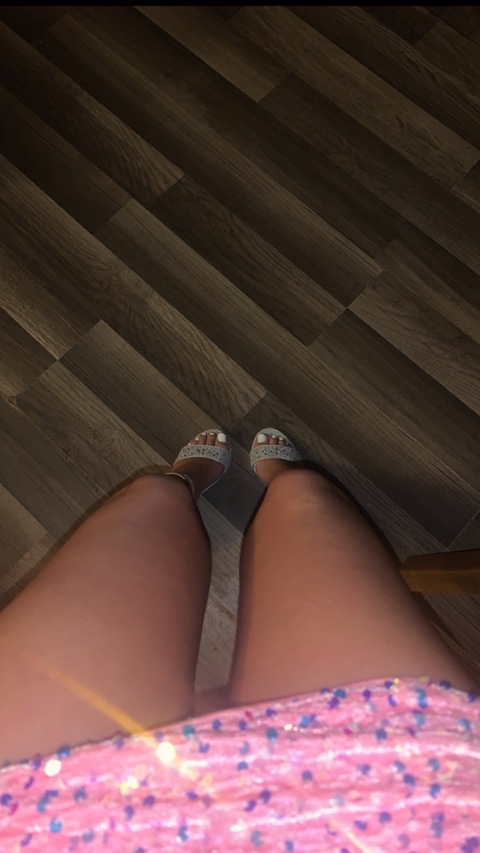 𝓑𝓪𝓫𝔂𝓰𝓲𝓻𝓵♡︎ cover image