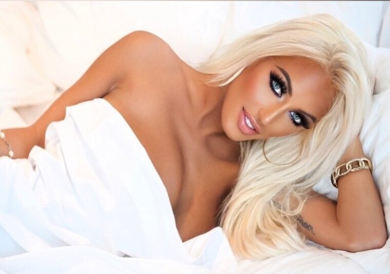 💎 YOUR WiFEY 💍 cover image