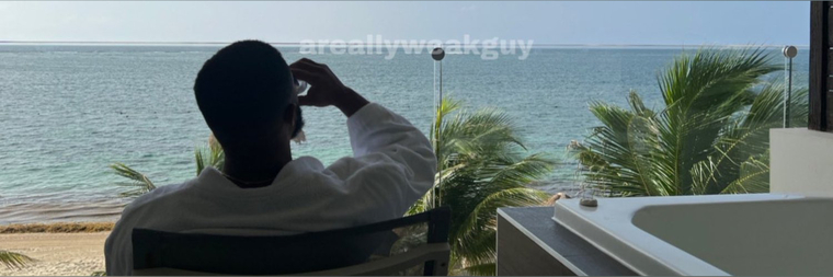 Areallyweakguy cover image