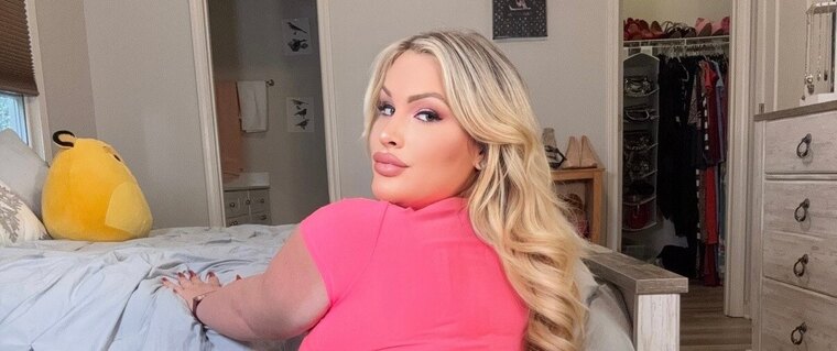 Lexi 🐰 cover image