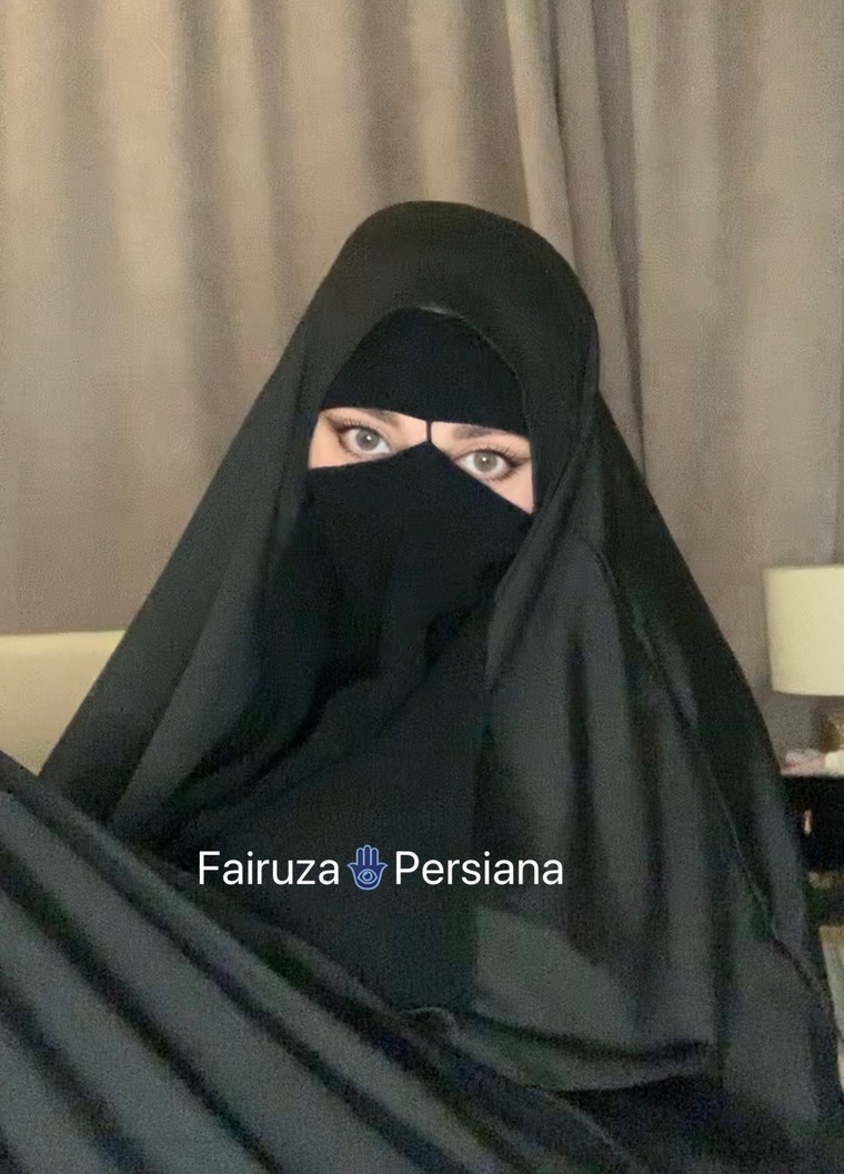 @FairuzaPersiana Financial Dominatrix cover image