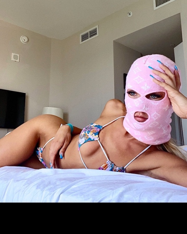 T H E S K I M A S K G I R L cover image