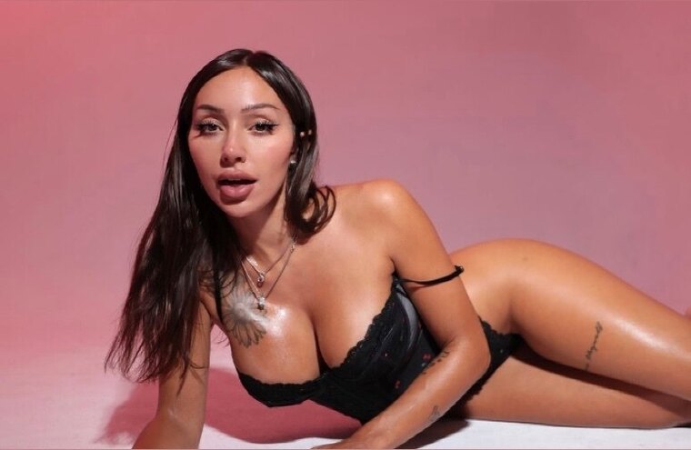 sisi rose cover image