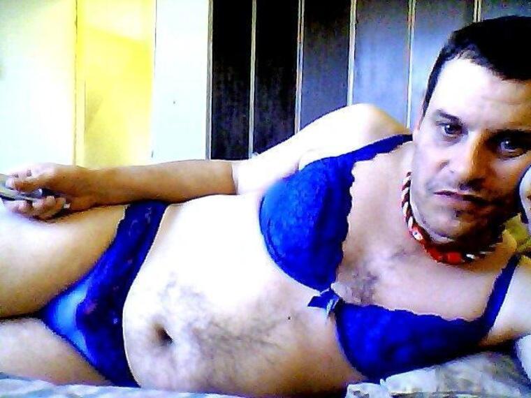 KinkyXdresser cover image