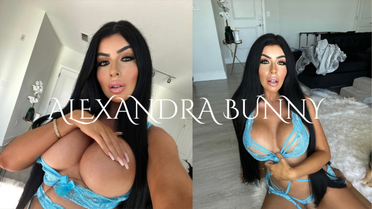 Alexandra 🐰 cover image